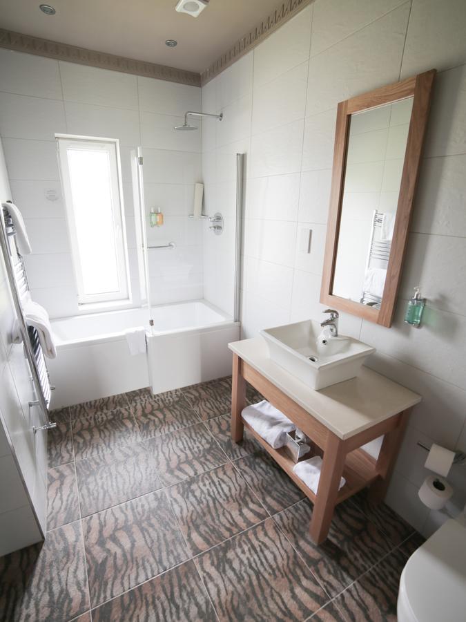 Boyne Valley Hotel - Bed & Breakfast Only Дрогеда Екстериор снимка